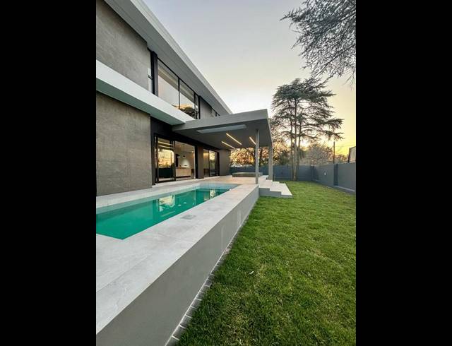 4 BEDROOM HOUSE FOR SALE IN BRYANSTON